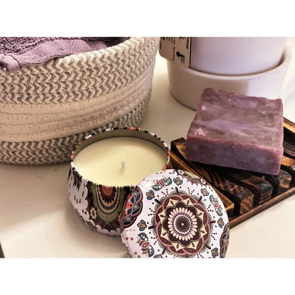 VANILLA CREAM Soy Wax Candle in Tin Jar (6 oz) - Picture 8 of 8